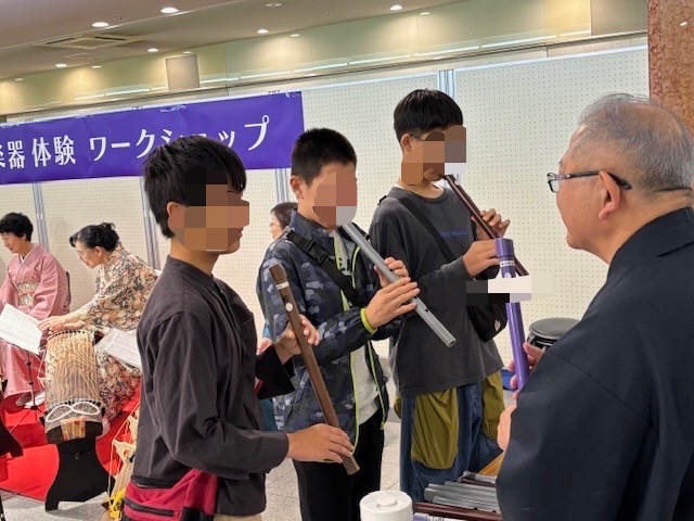 和楽器体験ワークショップの様子