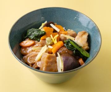 なすと鶏肉の旨とろみ丼