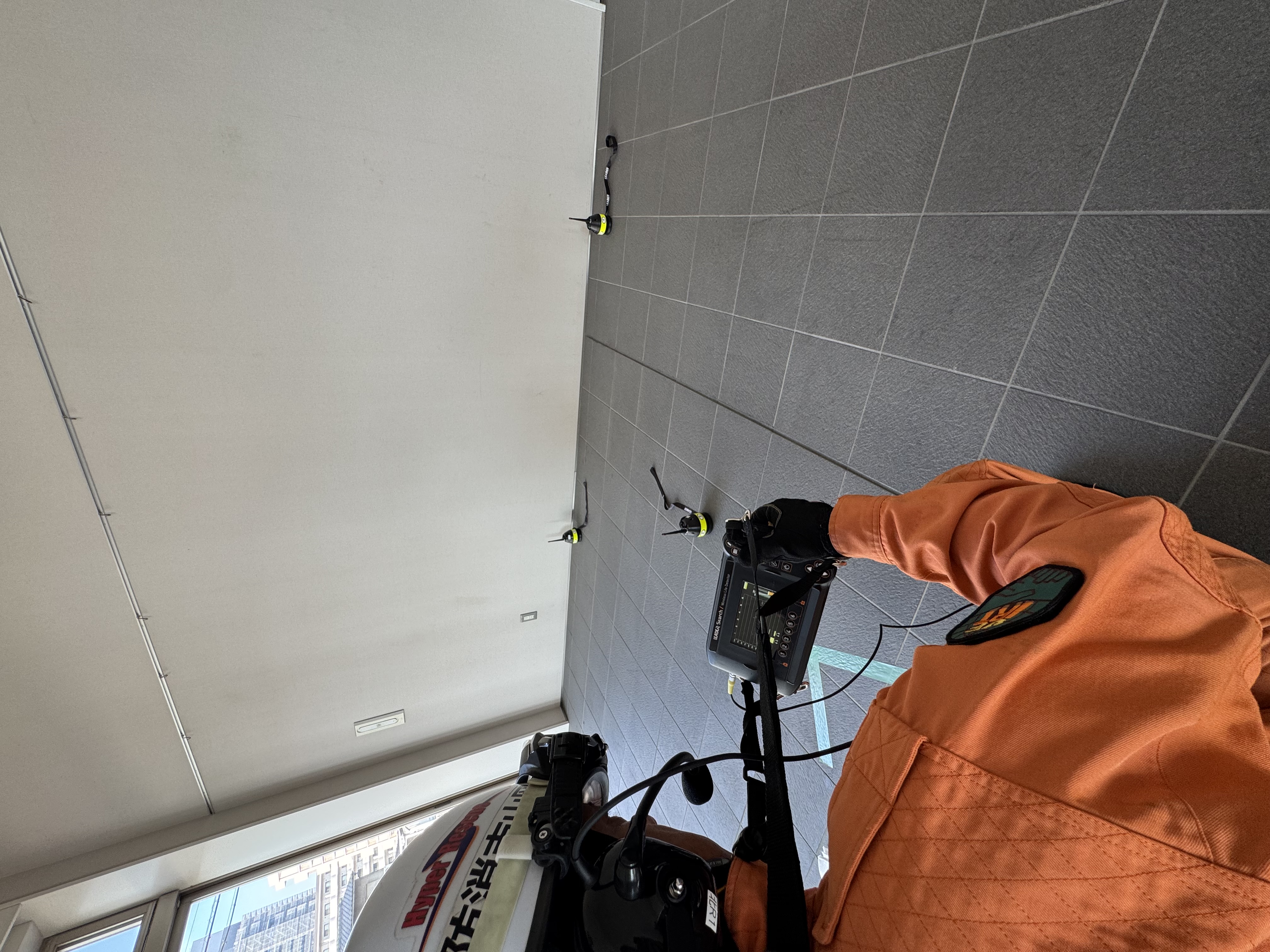 地中音響探知機の写真