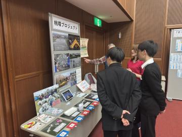 ポスターセッションの様子1