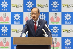 市長記者会見の様子