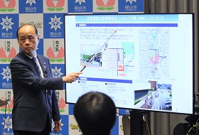 市長記者会見の様子